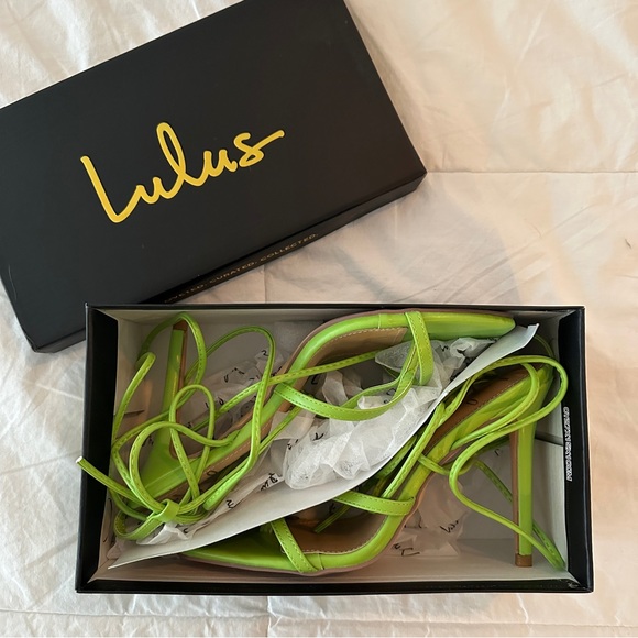 LULU’s “Simonee” Sandals - Picture 3 of 6